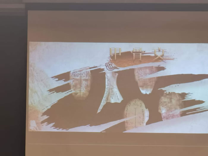 綿陽(yáng)中旅行假日旅行社舉行胡楊林、南疆專(zhuān)列推薦會(huì )